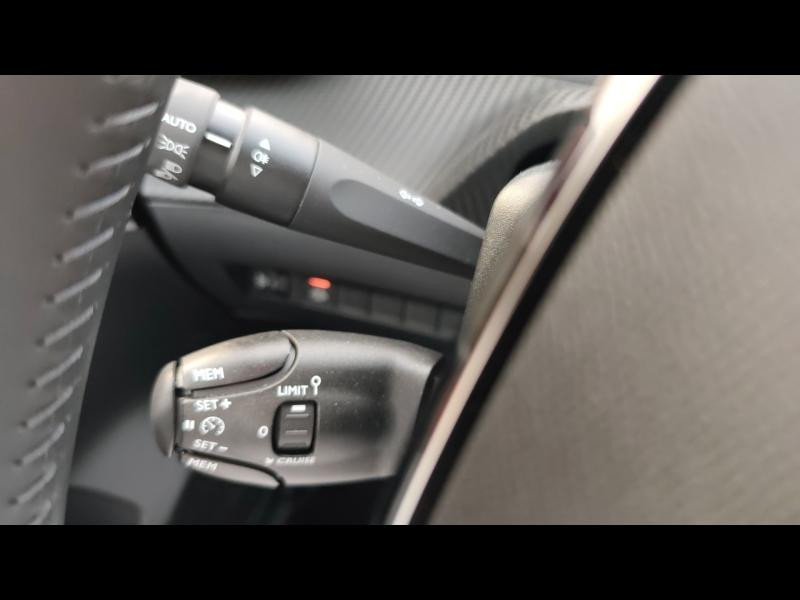 Occasion PEUGEOT 208 e-208 136ch E-Style 2024 Gris Selenium (M) 21490 € à Metz