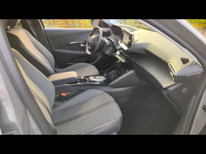 Occasion PEUGEOT 208 e-208 136ch E-Style 2024 Gris Selenium (M) 21490 € à Metz