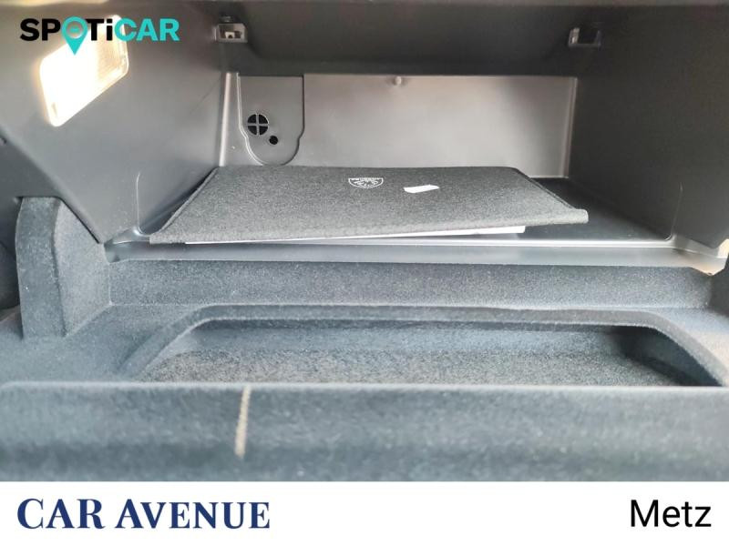 Occasion PEUGEOT 308 1.2 Hybrid 136ch GT e-DCS6 2024 Gris Artense (M) 26990 € à Metz