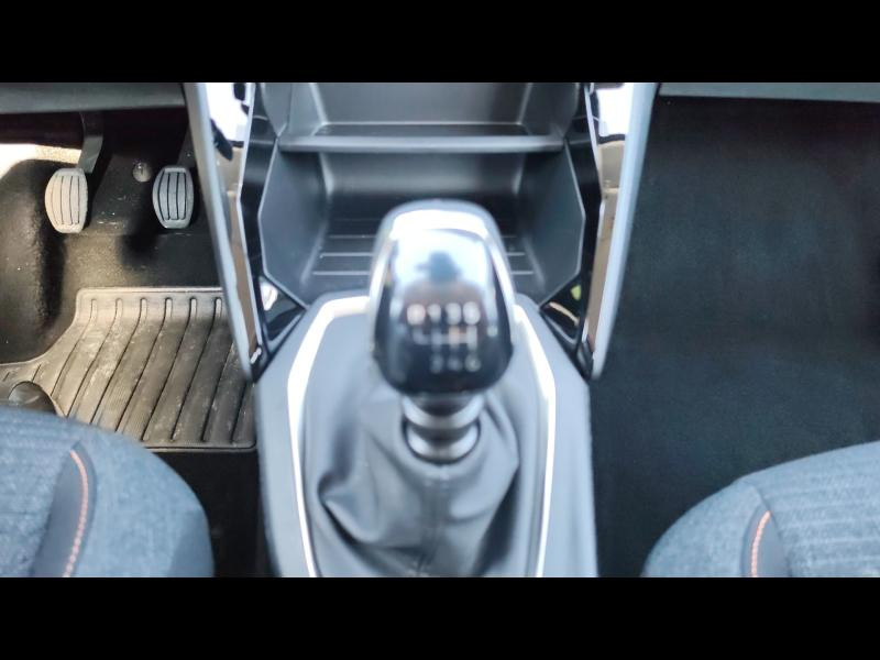 Used PEUGEOT 208 1.2 100ch S&S Style 2024 Gris Artense (M) € 18590 in Metz