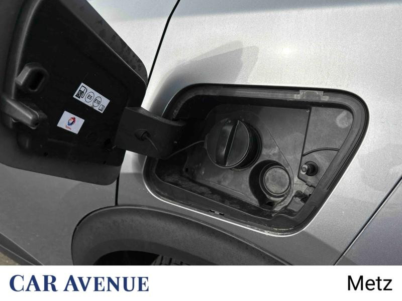 Used PEUGEOT 2008 1.2 PureTech 100ch S&S Active Pack 2022 Gris Artense (M) € 12990 in Metz