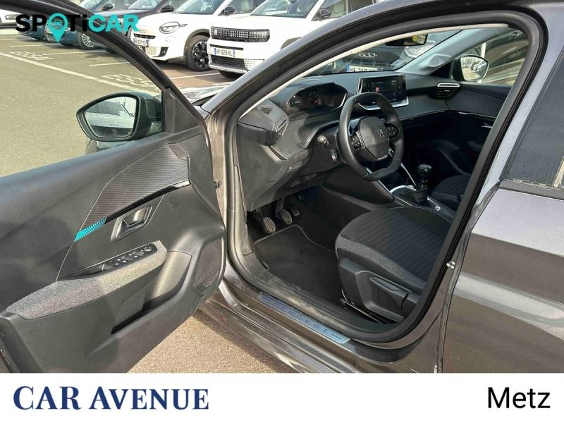 Occasion PEUGEOT 208 1.2 PureTech 100ch S&S Style 118g 2021 Gris Platinium (M) 13290 € à Metz