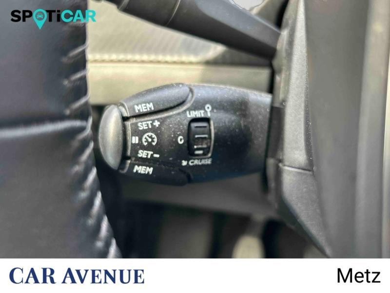 Occasion PEUGEOT 208 1.2 PureTech 100ch S&S Style 118g 2021 Gris Platinium (M) 13290 € à Metz