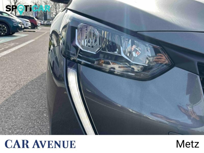 Occasion PEUGEOT 208 1.2 PureTech 100ch S&S Style 118g 2021 Gris Platinium (M) 13290 € à Metz