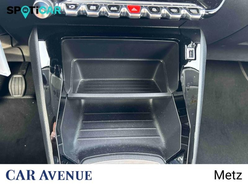 Occasion PEUGEOT 208 1.2 PureTech 100ch S&S Style 118g 2021 Gris Platinium (M) 13290 € à Metz