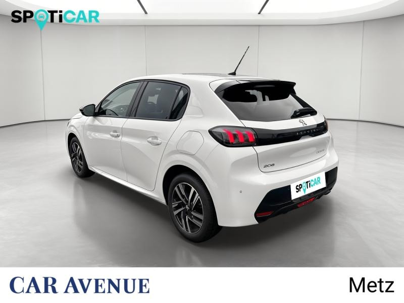Used PEUGEOT 208 1.2 PureTech 100ch S&S Allure 2023 Blanc Banquise (O) € 13790 in Metz