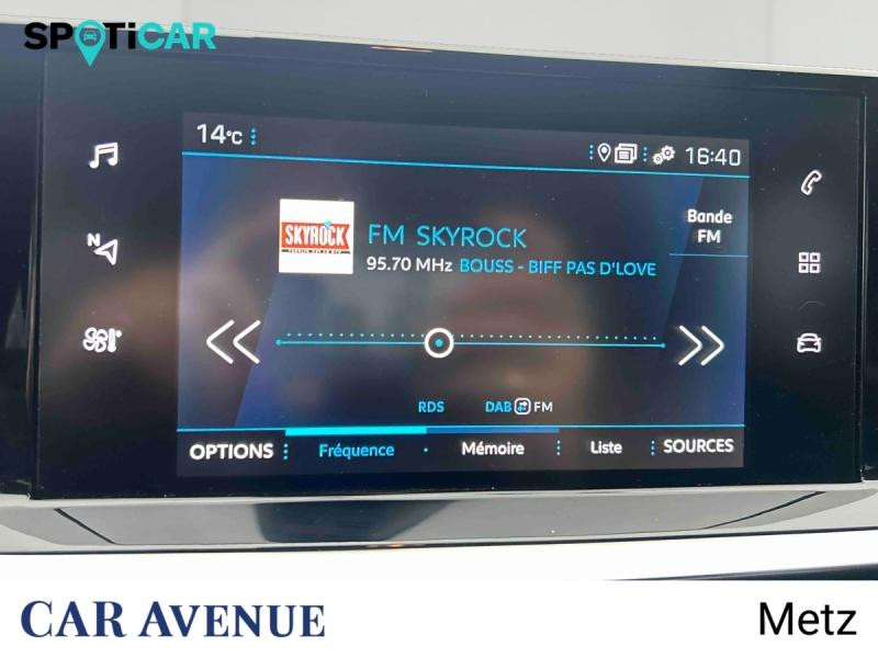 Used PEUGEOT 208 1.2 PureTech 100ch S&S Allure 2023 Blanc Banquise (O) € 13790 in Metz