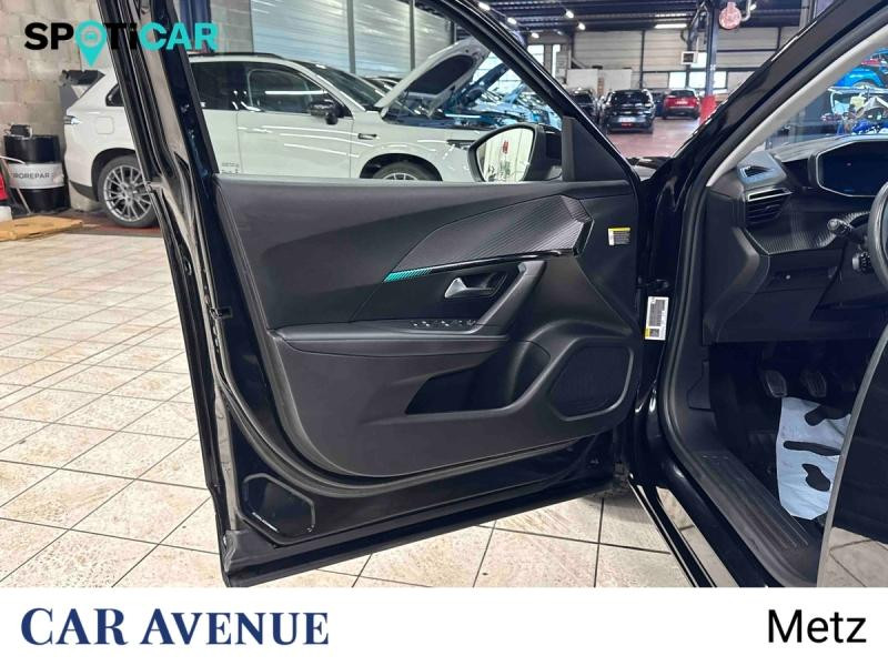 Used PEUGEOT 2008 1.2 PureTech 100ch S&S Allure Pack 2022 Noir Perla Nera (M) € 13490 in Metz