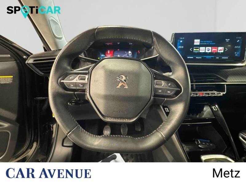 Used PEUGEOT 2008 1.2 PureTech 100ch S&S Allure Pack 2022 Noir Perla Nera (M) € 13490 in Metz