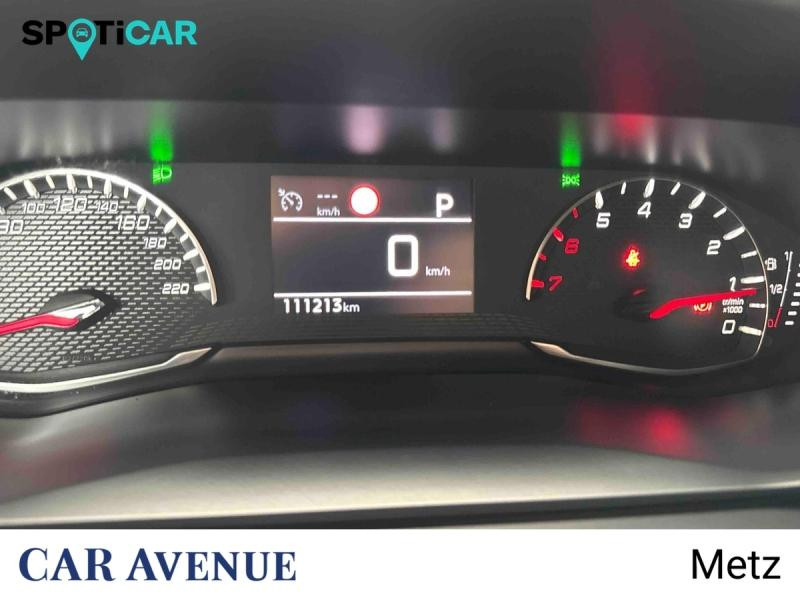 Used PEUGEOT 2008 1.5 BlueHDi 130ch S&S Allure EAT8 125g 2021 Gris Platinium (M) € 16580 in Metz