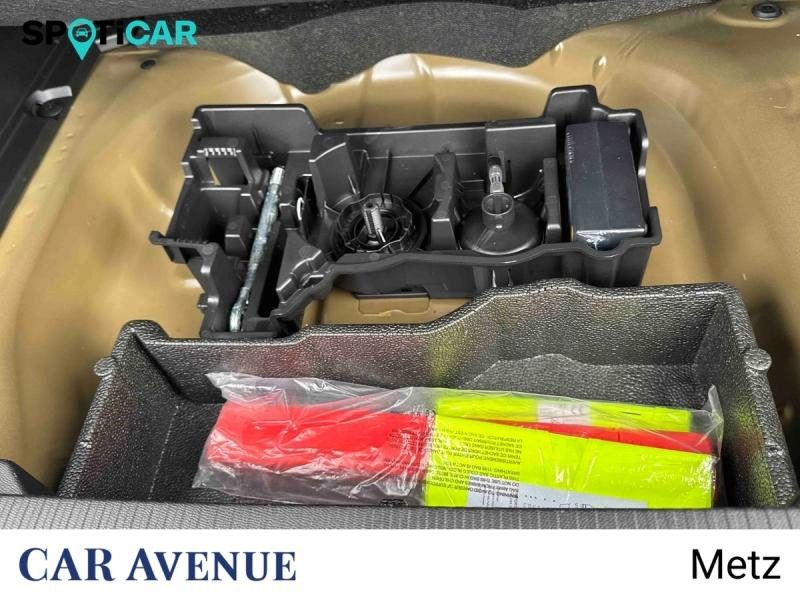 Used PEUGEOT 2008 1.2 Hybrid 136ch Allure e-DCS6 2025 Noir Perla Nera (M) € 25890 in Metz