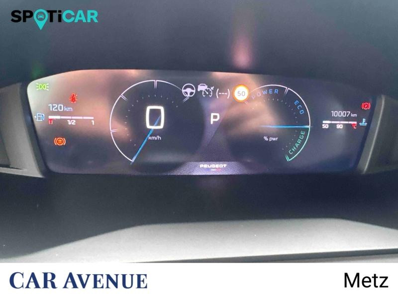 Used PEUGEOT 2008 1.2 Hybrid 145ch Allure e-DCS6 2025 Blanc Okénite (M) € 25990 in Metz