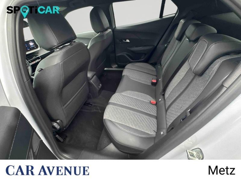 Used PEUGEOT 2008 1.2 Hybrid 145ch Allure e-DCS6 2025 Blanc Okénite (M) € 25990 in Metz