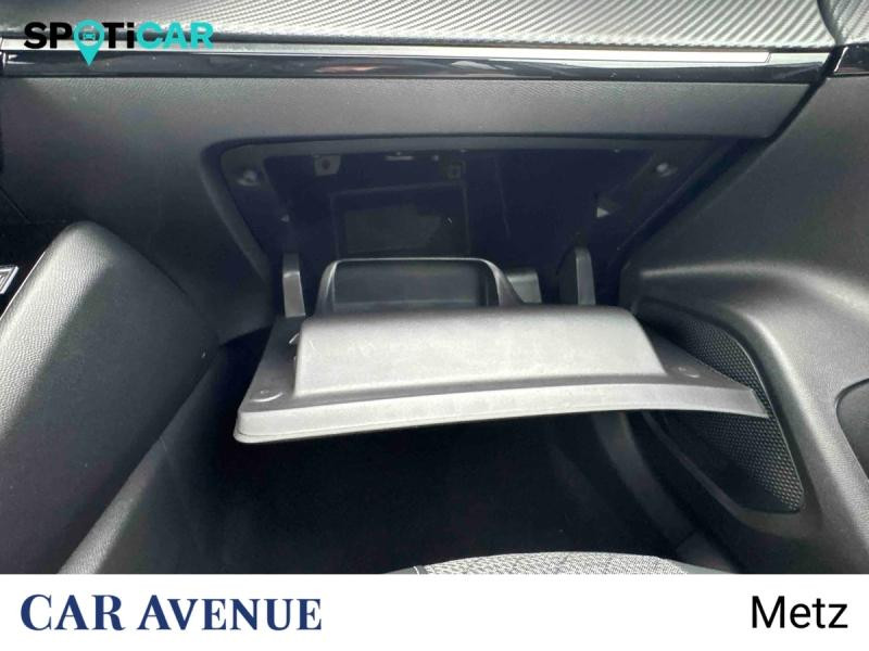 Used PEUGEOT 2008 1.2 Hybrid 145ch Allure e-DCS6 2025 Blanc Okénite (M) € 25990 in Metz
