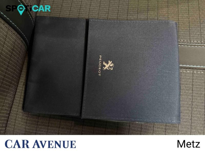 Used PEUGEOT 2008 1.2 PureTech 100ch S&S Style 2022 Bleu Vertigo (S) € 14590 in Metz