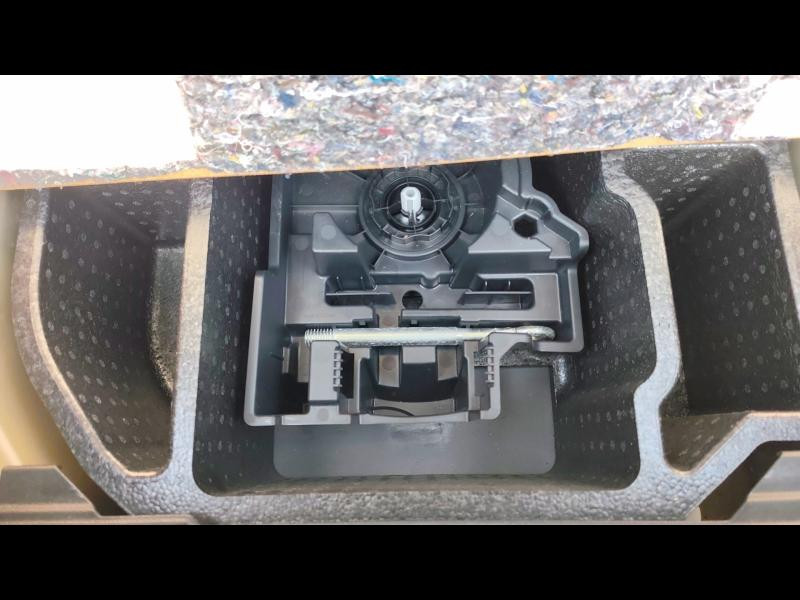 Used PEUGEOT 208 1.2 PureTech 100ch S&S Style 118g 2021 Noir Perla Nera (M) € 13290 in Metz