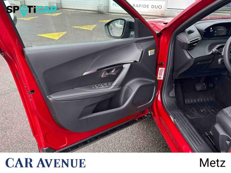 Occasion PEUGEOT 2008 1.2 Hybrid 136ch Allure e-DCS6 2025 Rouge Elixir (S) 27290 € à Metz