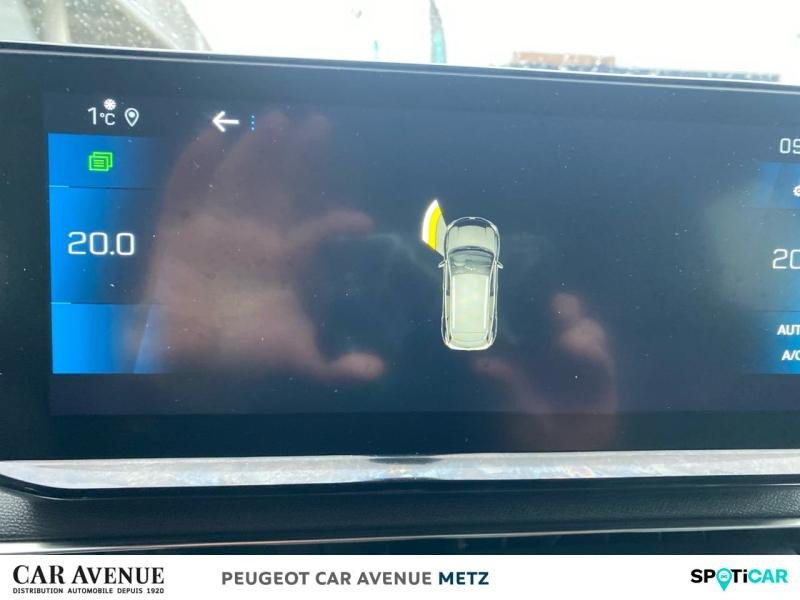 Used PEUGEOT 3008 1.2 PureTech 130ch S&S Allure EAT8 2021 Blanc Nacré (N) € 18990 in Metz