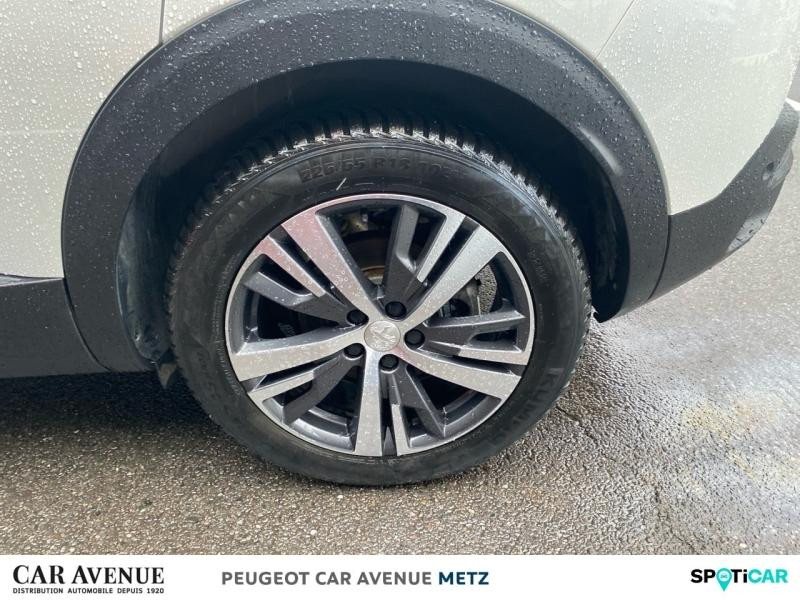 Used PEUGEOT 3008 1.2 PureTech 130ch S&S Allure EAT8 2021 Blanc Nacré (N) € 18990 in Metz