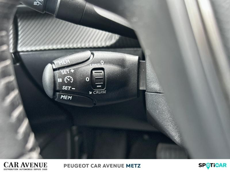 Used PEUGEOT 2008 e-2008 136ch Allure 2022 Orange € 15890 in Metz