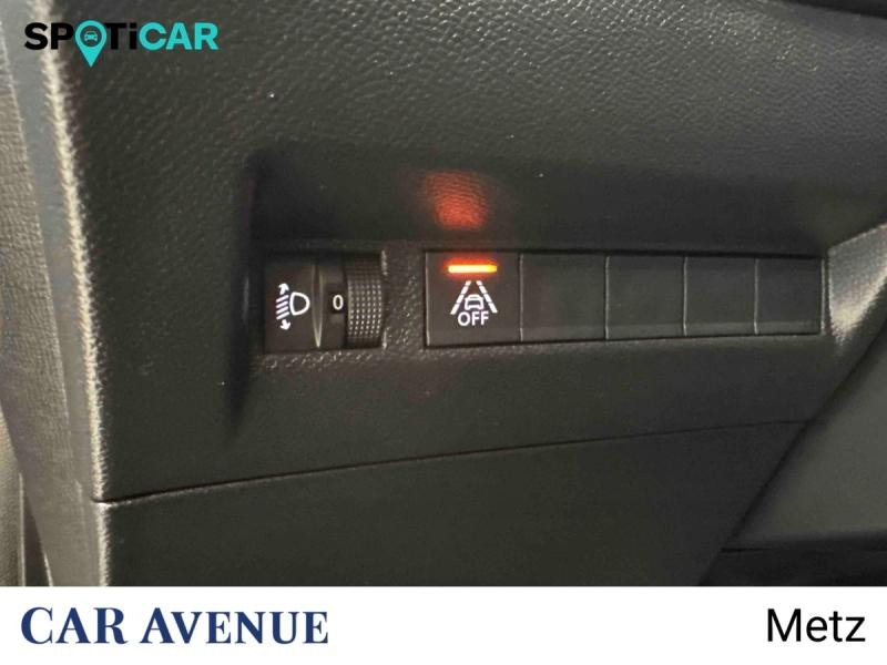 Used PEUGEOT 208 1.2 PureTech 100ch S&S Active Business 2021 Noir Perla Nera (M) € 11990 in Metz