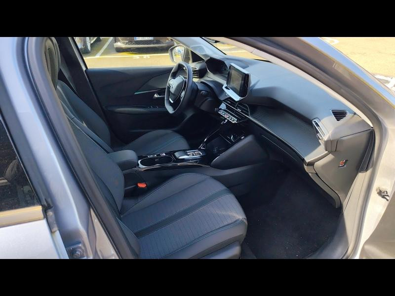 Used PEUGEOT 208 e-208 136ch Allure 2023 Gris Artense (M) € 17810 in Metz