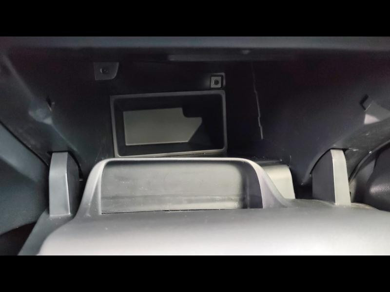 Used PEUGEOT 208 1.2 PureTech 100ch S&S Style 118g 2021 Noir Perla Nera (M) € 13290 in Metz