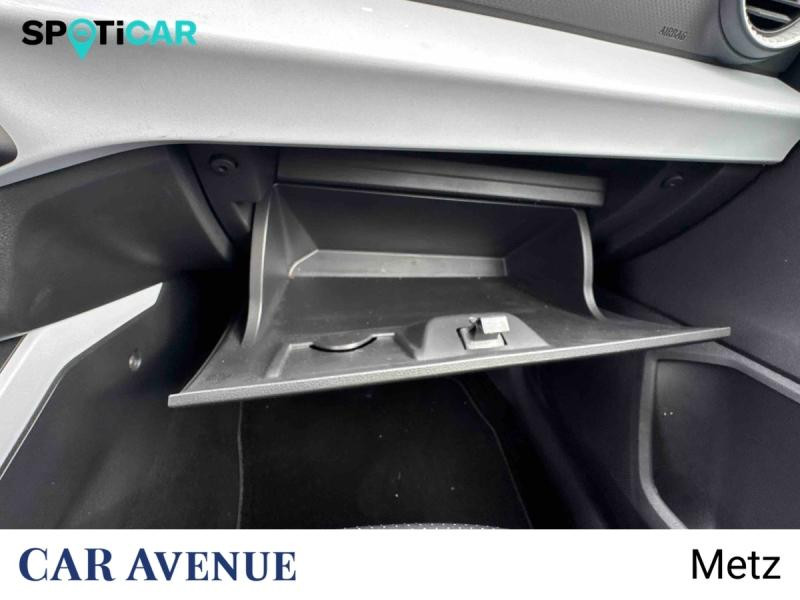 Used SEAT Arona 1.0 TSI 110ch Copa DSG7 2023 Bleu Saphir Métal € 17990 in Metz