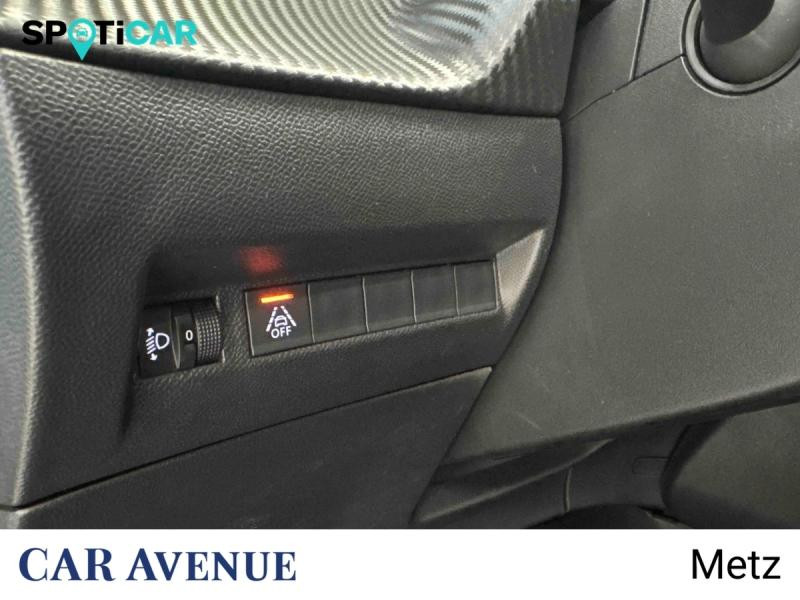 Occasion PEUGEOT 208 1.2 PureTech 100ch S&S Active Pack 118g 2022 Noir Perla Nera (M) 11890 € à Metz