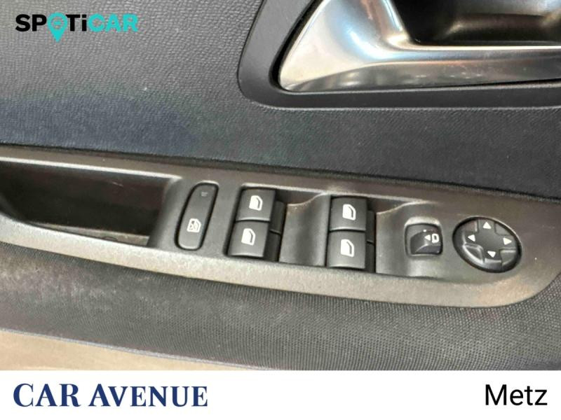 Occasion PEUGEOT 208 1.2 PureTech 100ch S&S Active Pack 118g 2022 Noir Perla Nera (M) 11890 € à Metz