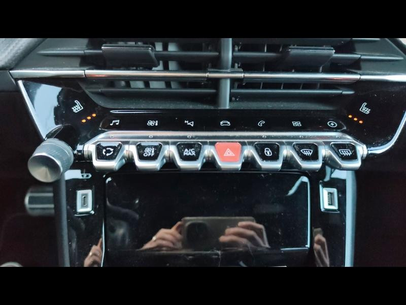 Used PEUGEOT 2008 e-2008 136ch GT Pack 2021 Bleu Vertigo (S) € 17190 in Metz