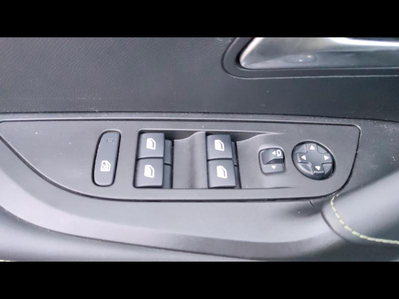 Used PEUGEOT 2008 e-2008 136ch GT Pack 2021 Bleu Vertigo (S) € 17190 in Metz