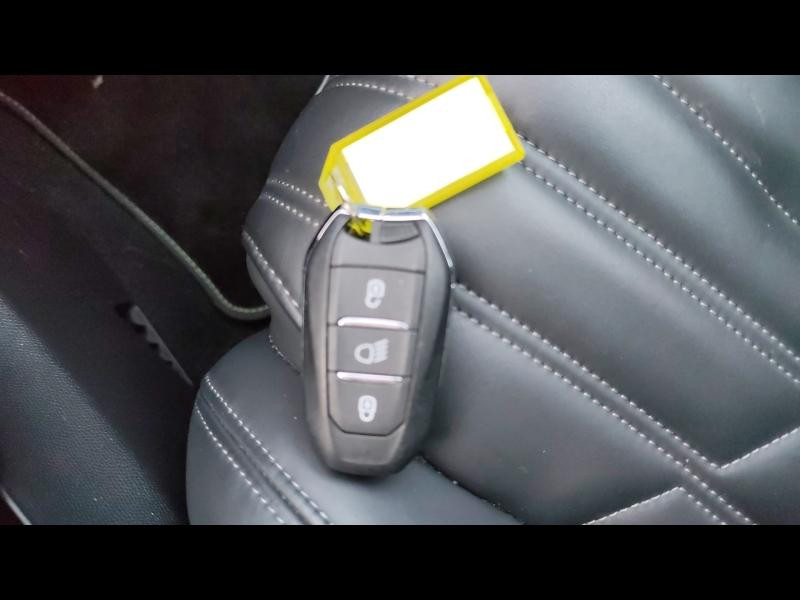 Used PEUGEOT 2008 e-2008 136ch GT Pack 2021 Bleu Vertigo (S) € 17190 in Metz