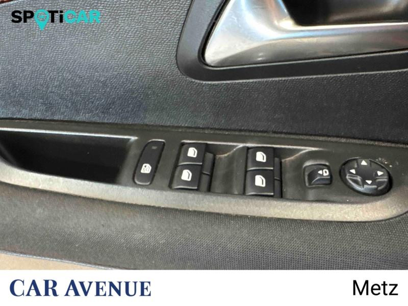 Used PEUGEOT 208 1.2 PureTech 100ch S&S Active Business 2021 Noir Perla Nera (M) € 9500 in Metz