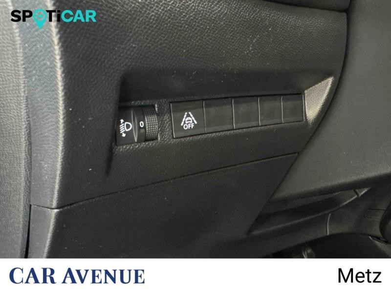 Used PEUGEOT 208 1.2 PureTech 100ch S&S Active Business 2021 Noir Perla Nera (M) € 9500 in Metz