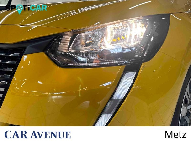 Used PEUGEOT 208 1.2 PureTech 75ch S&S Active Pack 2023 Jaune € 12290 in Metz