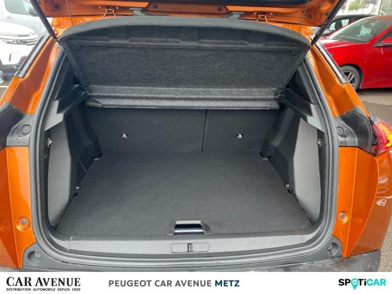 Used PEUGEOT 2008 1.2 PureTech 130ch S&S Active Pack EAT8 2022 Orange € 16880 in Metz