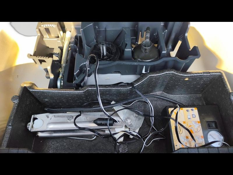 Used PEUGEOT 2008 1.2 PureTech 130ch S&S Active Pack EAT8 2021 Gris Artense (M) € 13990 in Metz