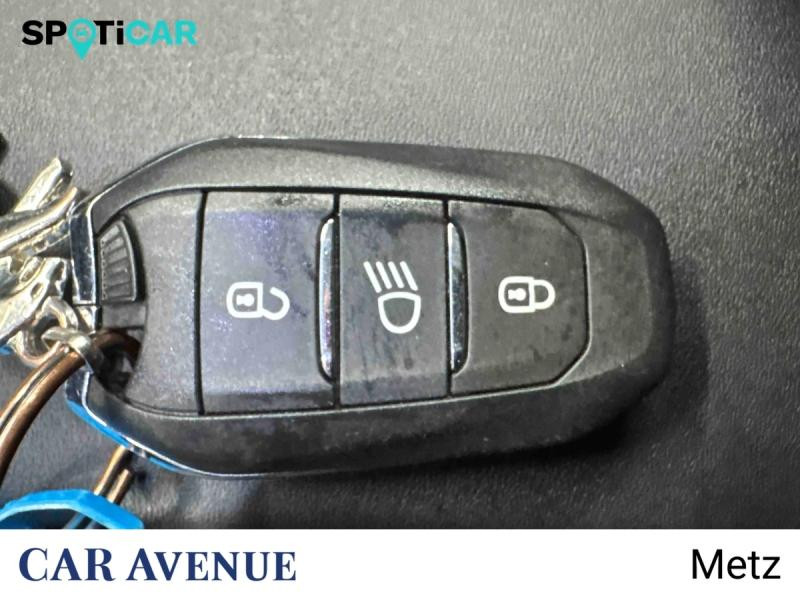 Used PEUGEOT 3008 1.2 PureTech 130ch S&S Roadtrip EAT8 2021 Bleu Célèbes (M) € 19990 in Metz