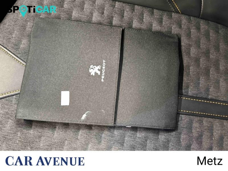 Used PEUGEOT 3008 1.2 PureTech 130ch S&S Roadtrip EAT8 2021 Bleu Célèbes (M) € 19990 in Metz