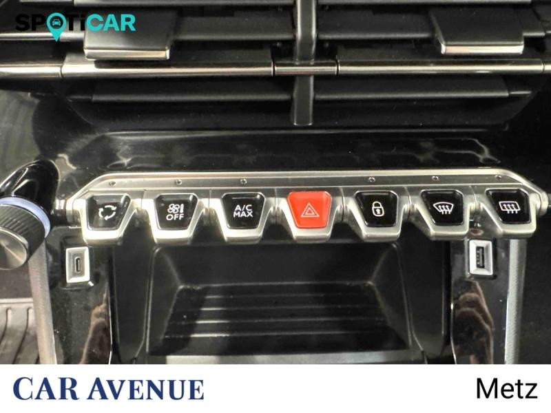 Occasion PEUGEOT 208 1.5 BlueHDi 100ch S&S Active Pack 2023 Rouge Elixir (V) 12990 € à Metz