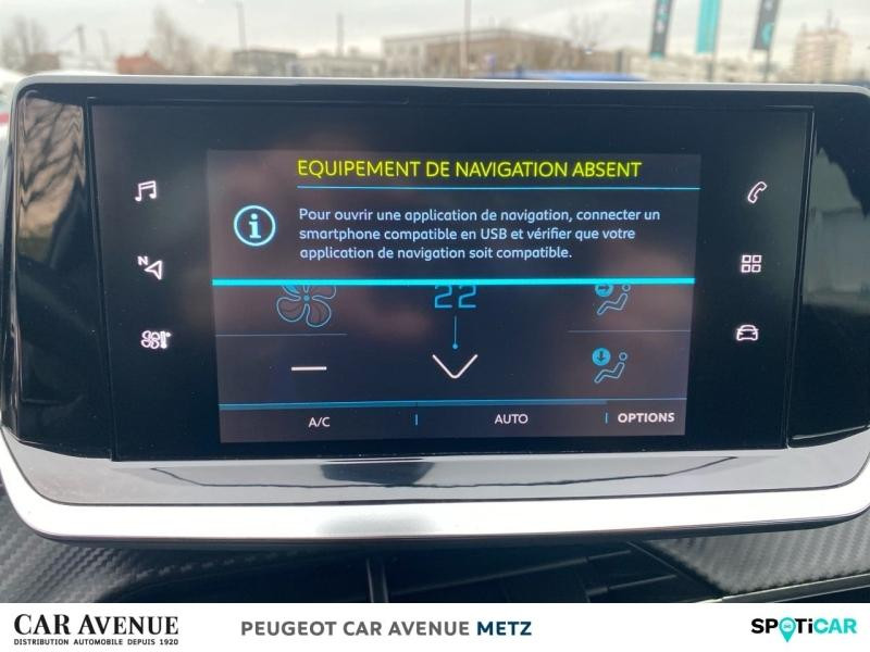 Used PEUGEOT 208 e-208 136ch Active Pack 2021 Blanc Banquise (O) € 14790 in Metz