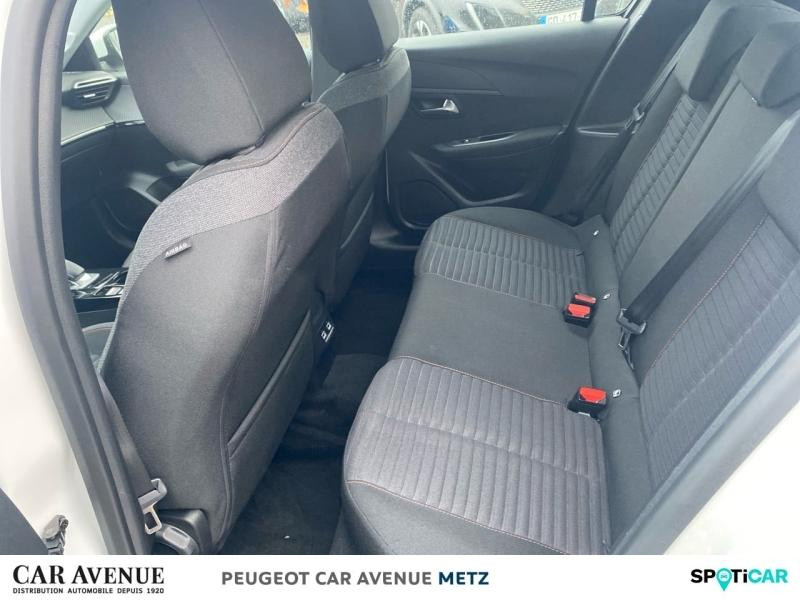 Used PEUGEOT 208 e-208 136ch Active Pack 2021 Blanc Banquise (O) € 14790 in Metz