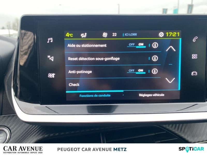 Used PEUGEOT 208 e-208 136ch Active Pack 2021 Blanc Banquise (O) € 14790 in Metz