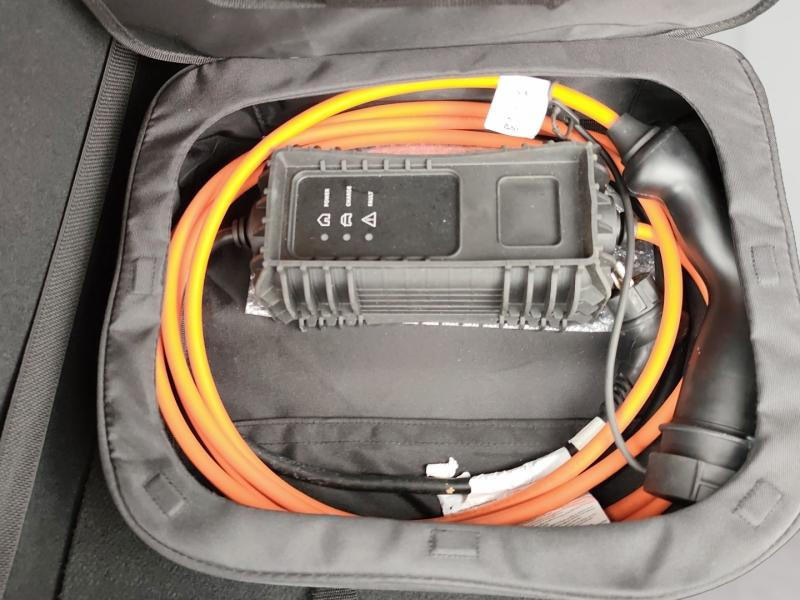 Used PEUGEOT 208 e-208 136ch Allure 2022 Jaune € 16380 in Metz