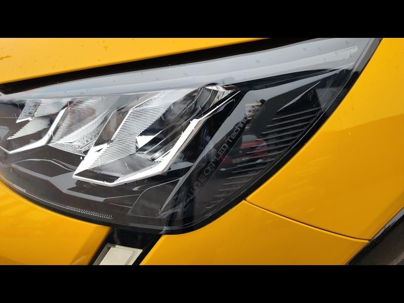 Used PEUGEOT 208 e-208 136ch Allure 2022 Jaune € 16380 in Metz