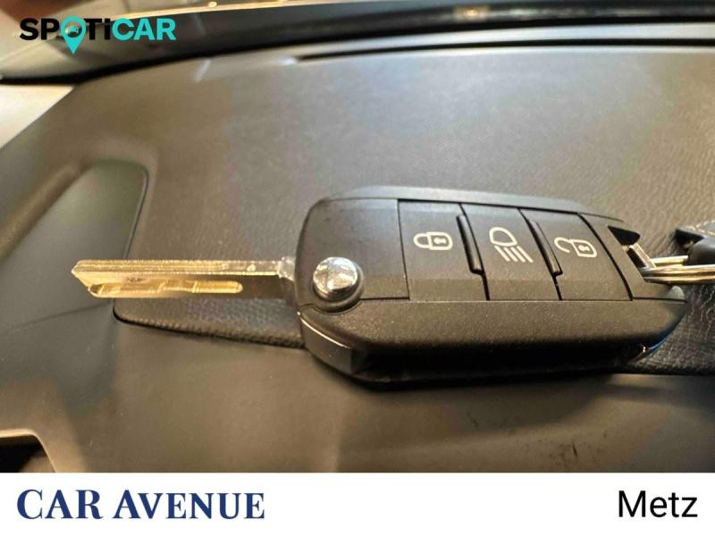 Occasion PEUGEOT 2008 1.2 PureTech 130ch S&S Style EAT8 2022 Gris Platinium (M) 15990 € à Metz