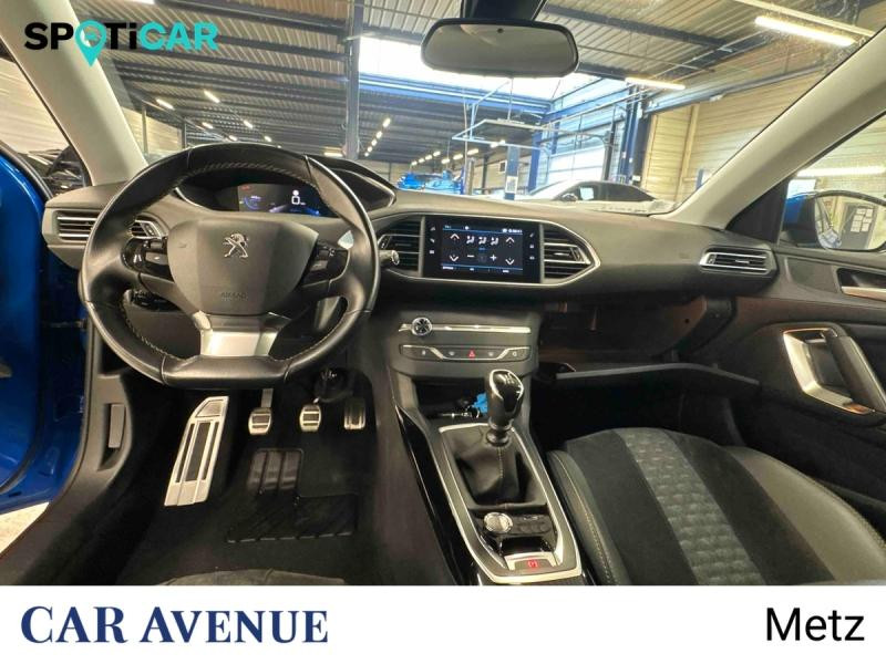 Occasion PEUGEOT 308 1.5 BlueHDi 130ch S&S Roadtrip 2020 Bleu Vertigo 15990 € à Metz