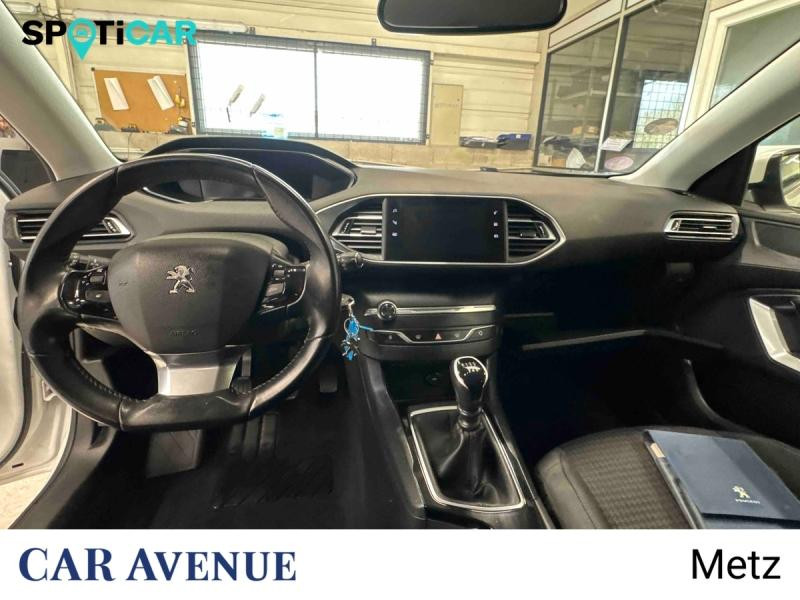 Occasion PEUGEOT 308 1.2 PureTech 110ch S&S Style 2020 Blanc Banquise 10490 € à Metz