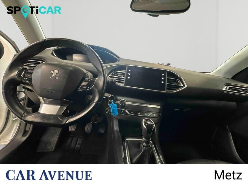 Occasion PEUGEOT 308 1.2 PureTech 110ch S&S Style 2020 Blanc Banquise 10490 € à Metz